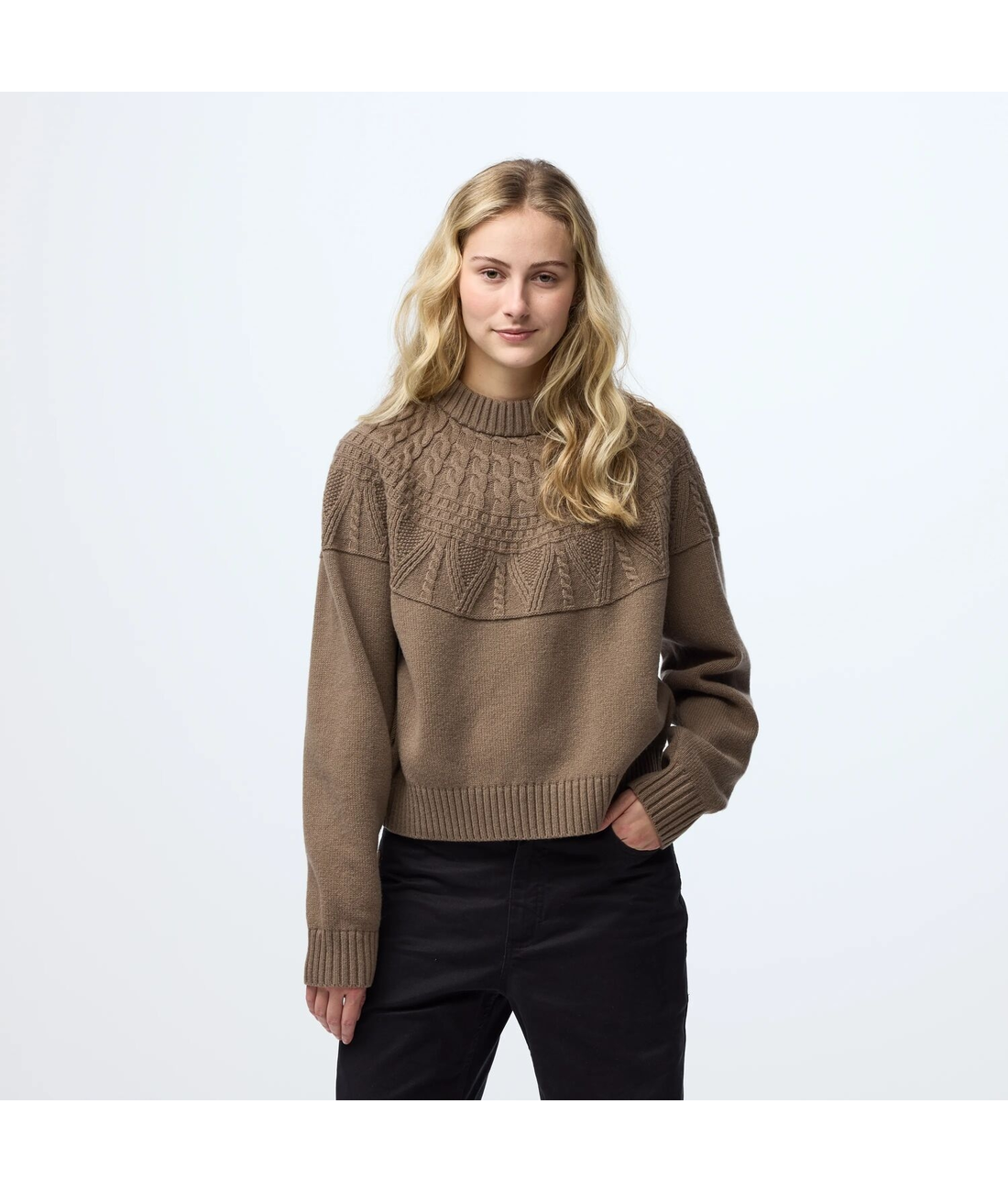 �vik Solid Jacquard Knit W