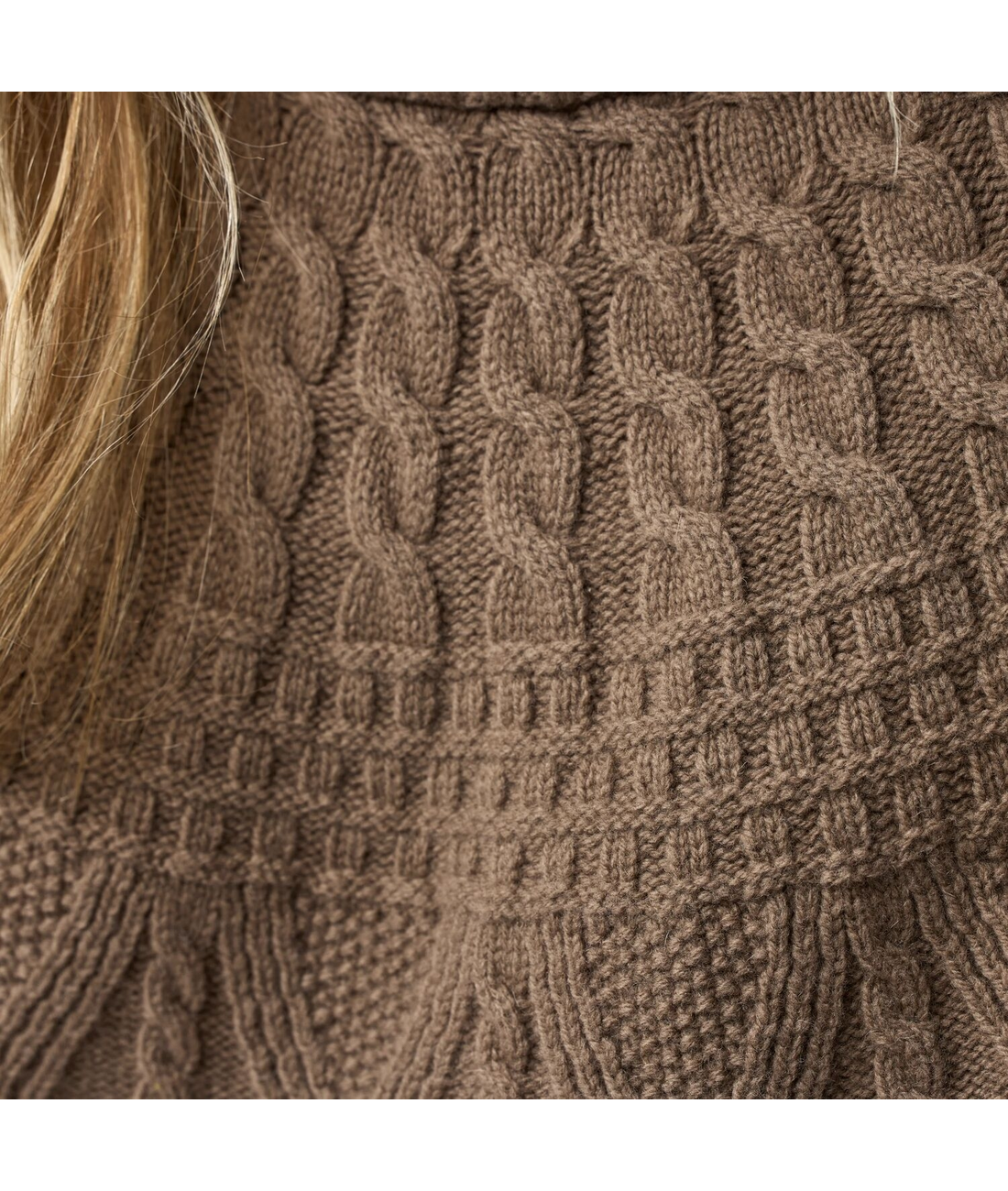 �vik Solid Jacquard Knit W