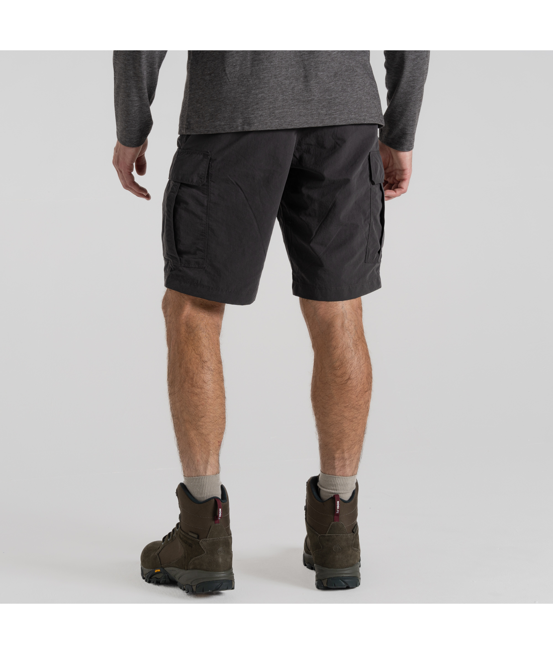 Tactical cargo shorts top