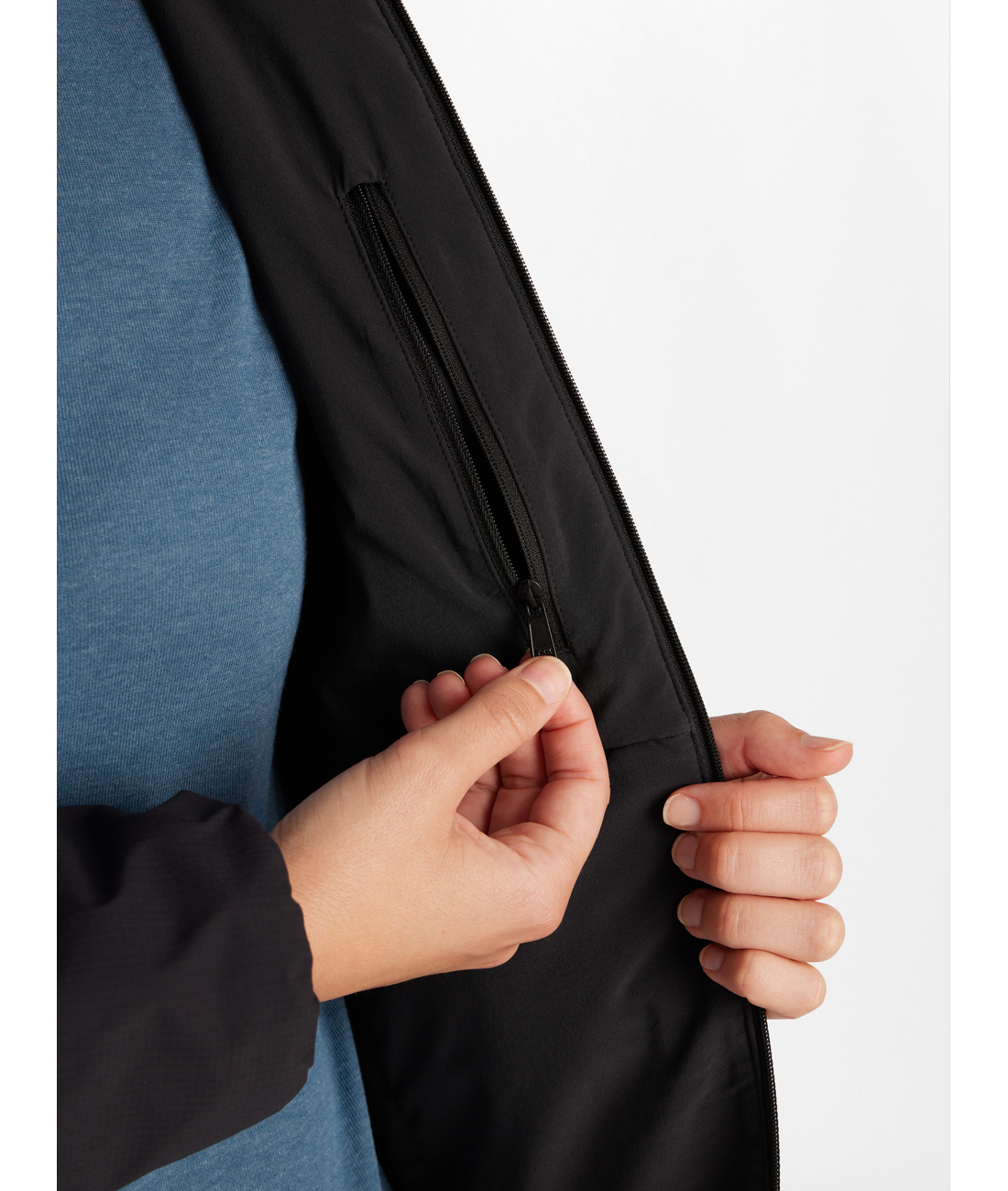 Wm's Novus LT Jacket