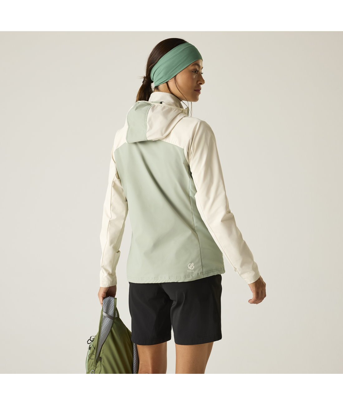 Nomadic Softshell